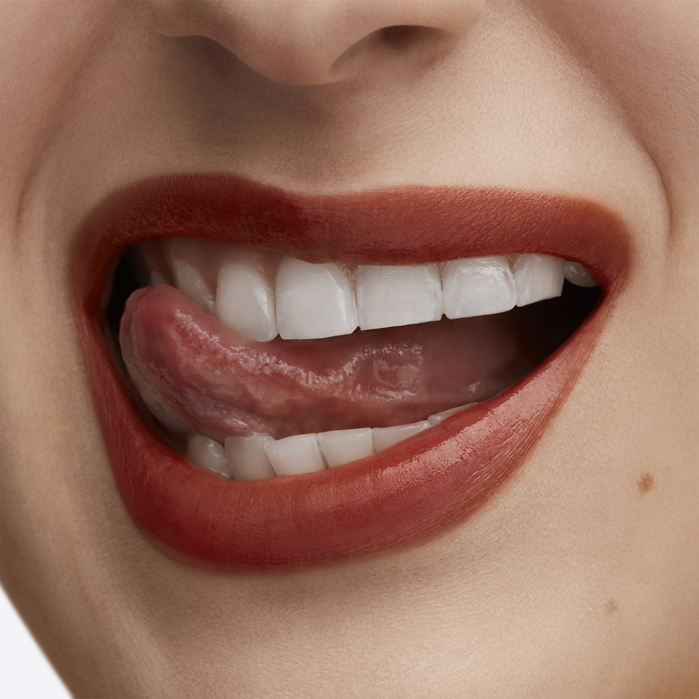 MAC Cosmetics Lustreglass Sheer-Shine Lipstick - глянцевая помада, 3 g