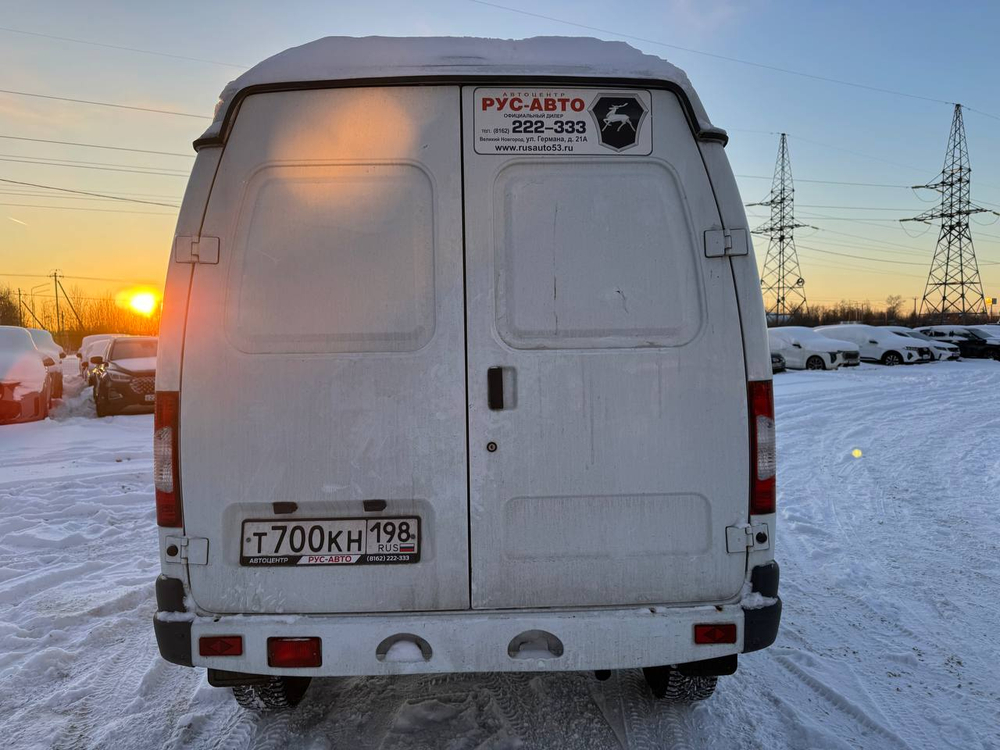 GAZ SOBOL Цельнометаллический 27527 (Бензиновый, 2,7 л, 107 л.с, 4WD)