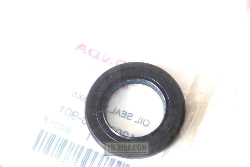 91207-KYJ-901. OIL SEAL, 22X36X5
