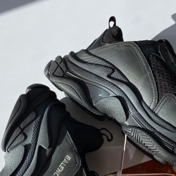 Balenciaga Triple S