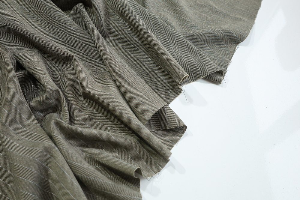 РЯБОЙ - Смесовая саржа в ёлочку и полоску (1360 Евгения) УЦЕНКА!