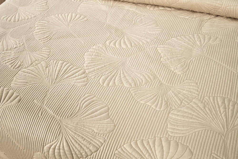 Покрывало 240x260 Sofi De MarkO Бенита кремовое