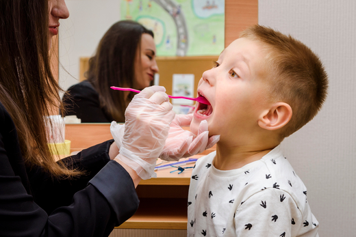 Индивидуальные занятия с логопедом-дефектологом 4+