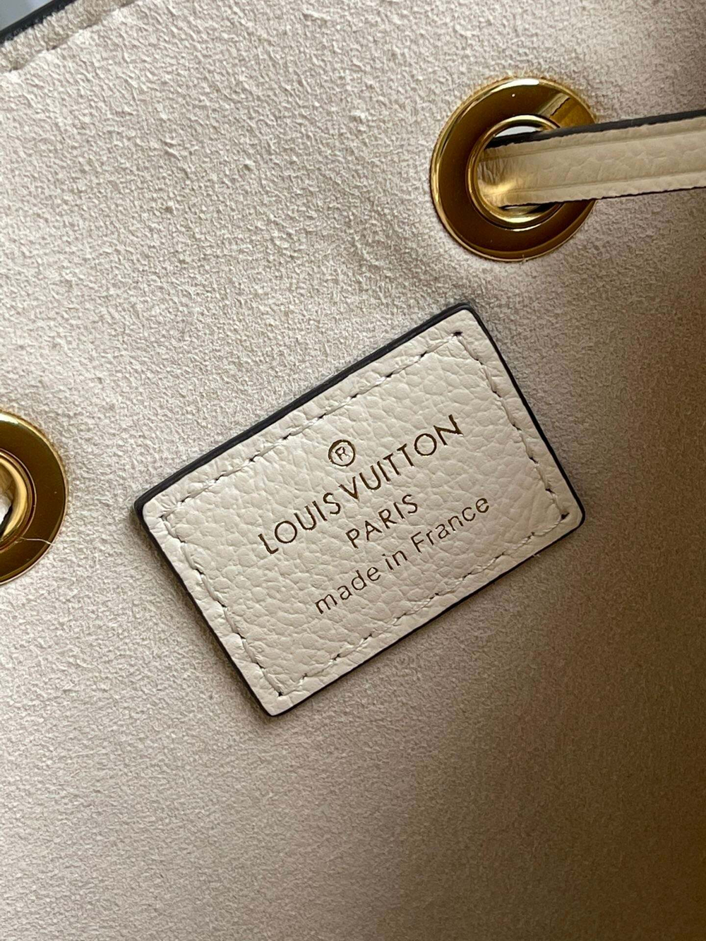 Louis Vuitton NeoNoe BB