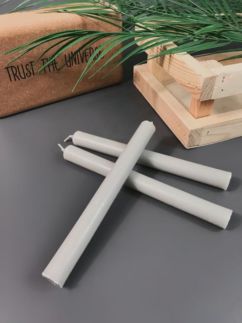 Свеча магическая серая 20 см, 60г, 6 часов