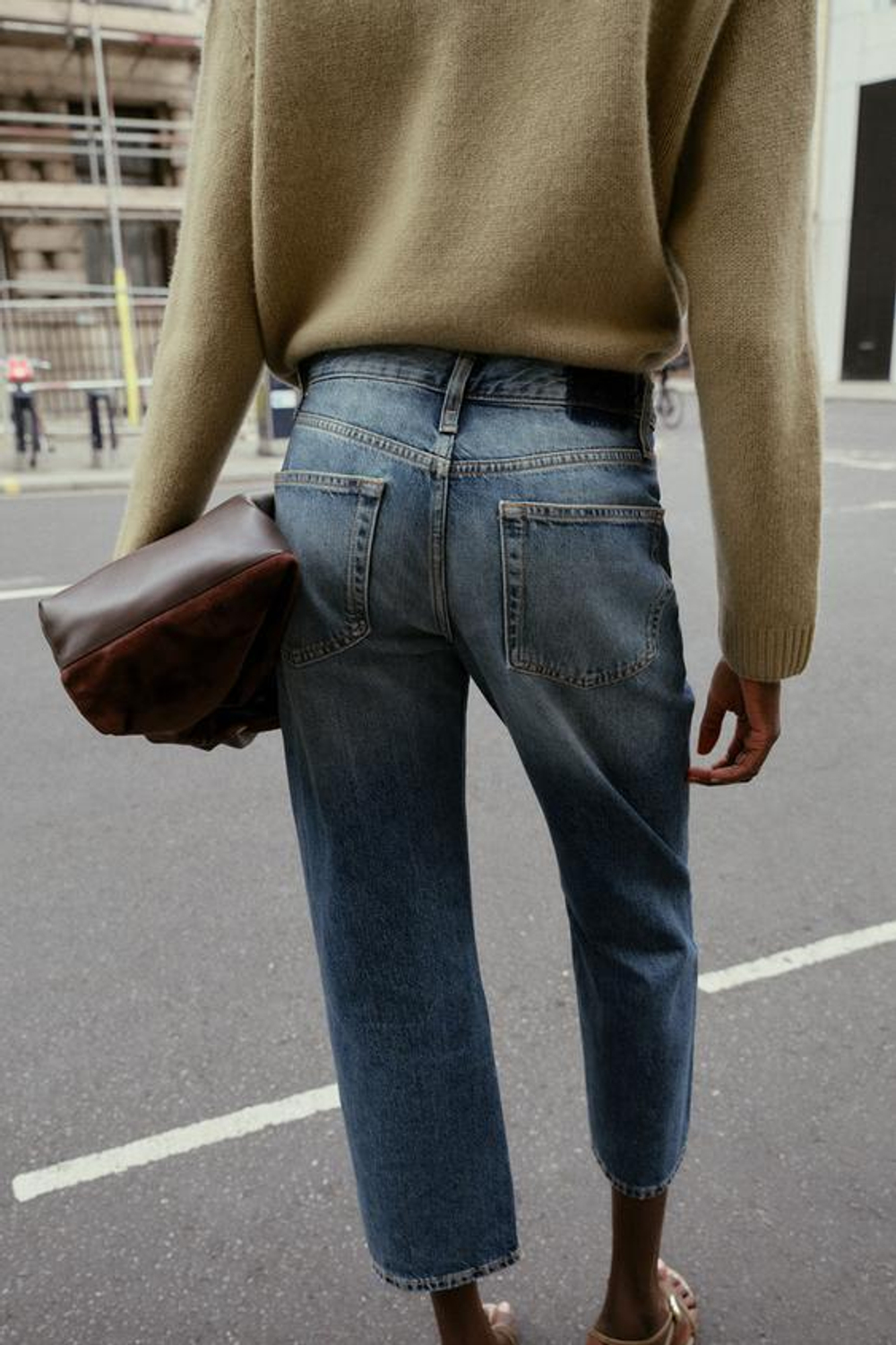 ZARA УКОРОЧЕННЫЕ ДЖИНСЫ Z 1975 СО СРЕДНЕЙ ПОСАДКОЙ, СИНИЙ