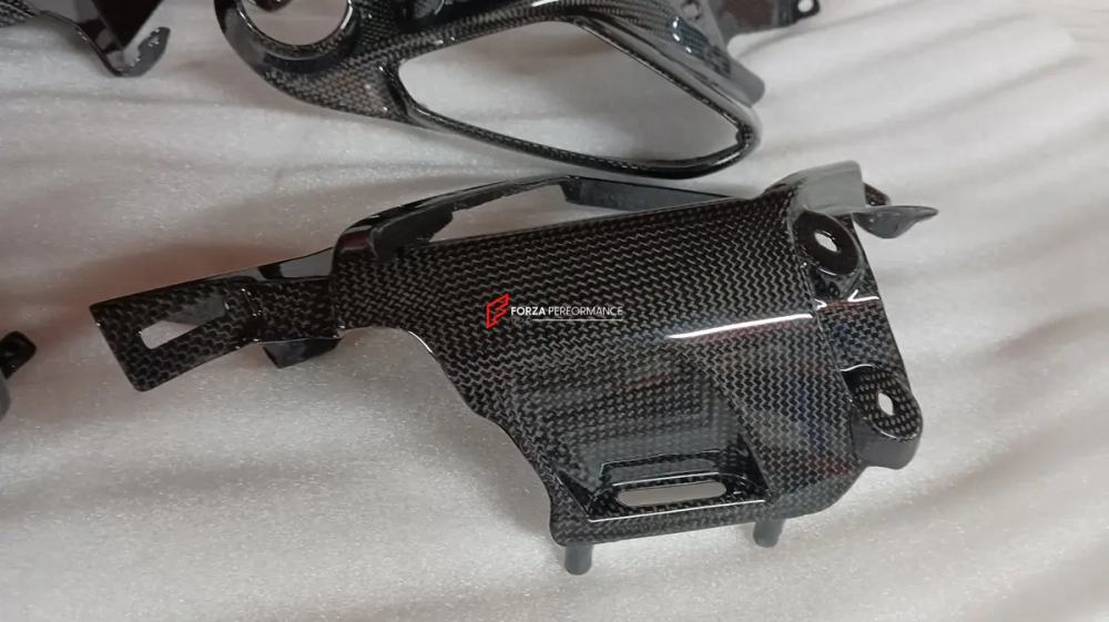 Карбоновый интерьерный комплект для Ferrari 488 GTB Spider 2015-2020 Феррари