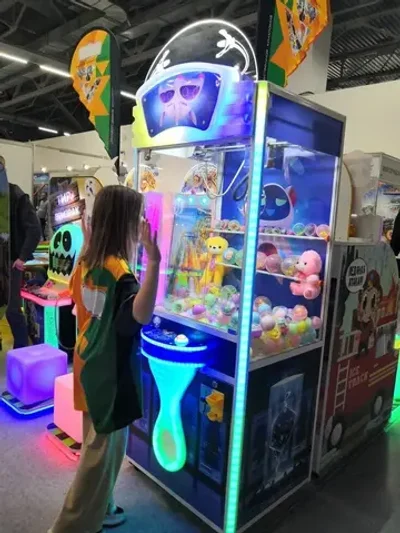 Призовой автомат Кран-Машина «Happy Droid»