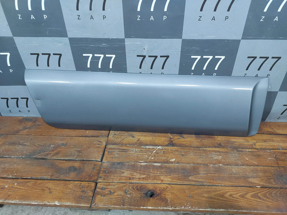 Накладка двери правой Suzuki Jimny 3 (FJ) 98-19 Б/У Оригинал 7756181A00