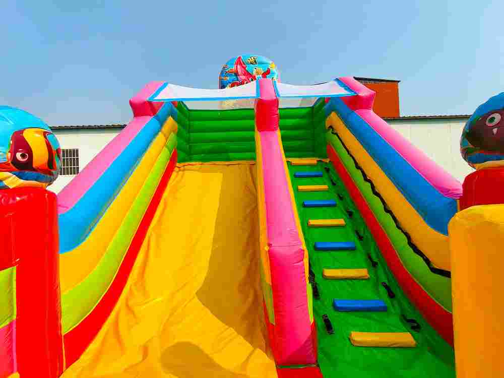 Коммерческий надувной батут-горка «Приключения рыбки 2» 7*4*5.5 м