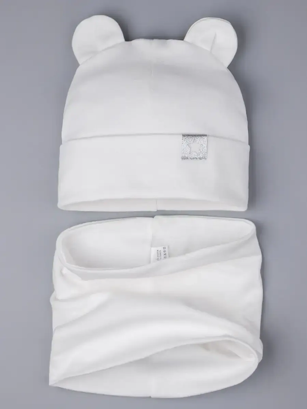 Шапка с ушками осенняя и снуд для детей