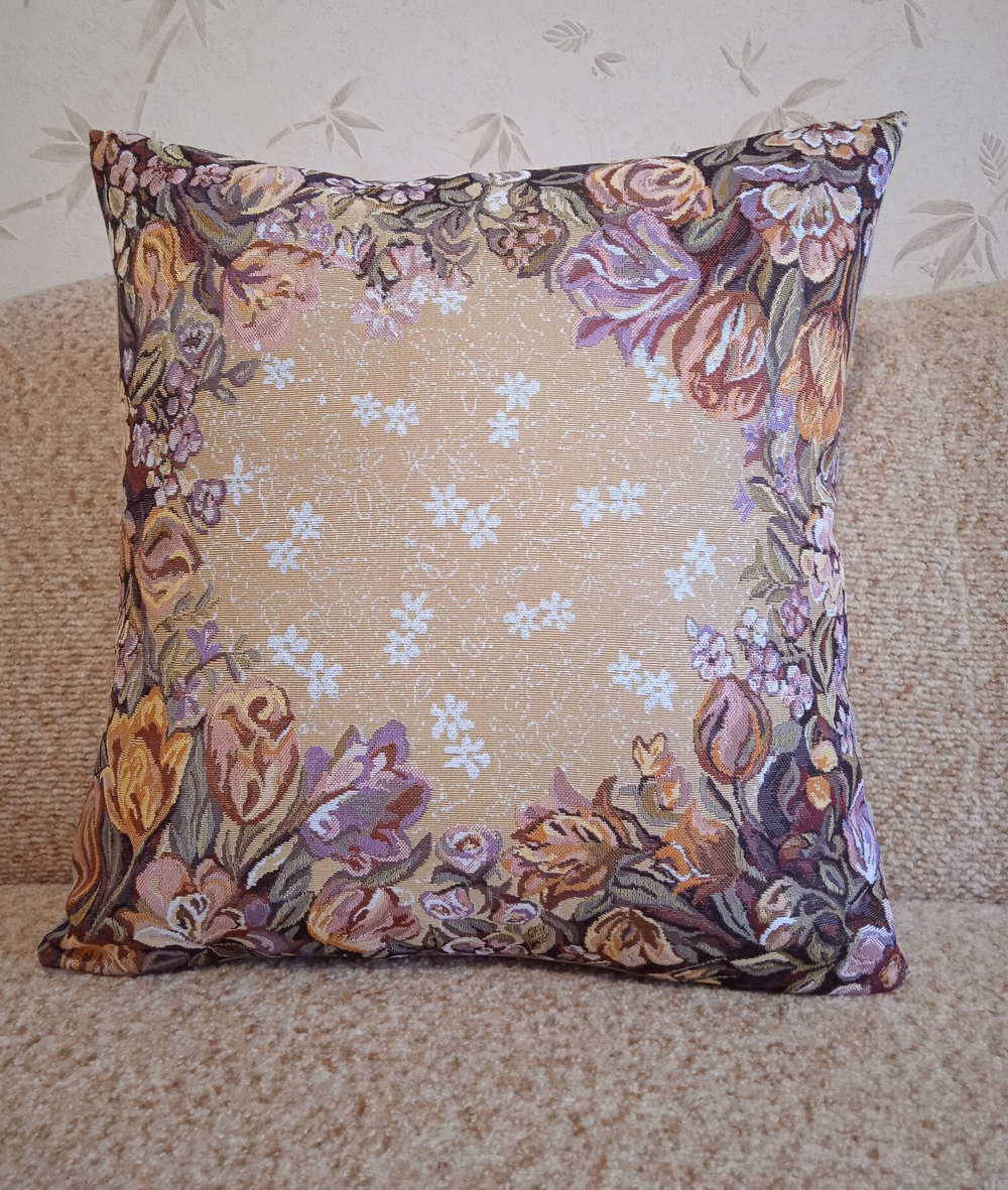 Декоративный гобеленовый чехол Тюльпаны ПП 47х47