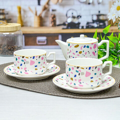 Чайный набор 4 предмета (чайник, блюдце, 2 чашки), 7705