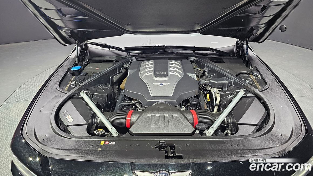 Genesis G90 5.0 AWD (01.2020)