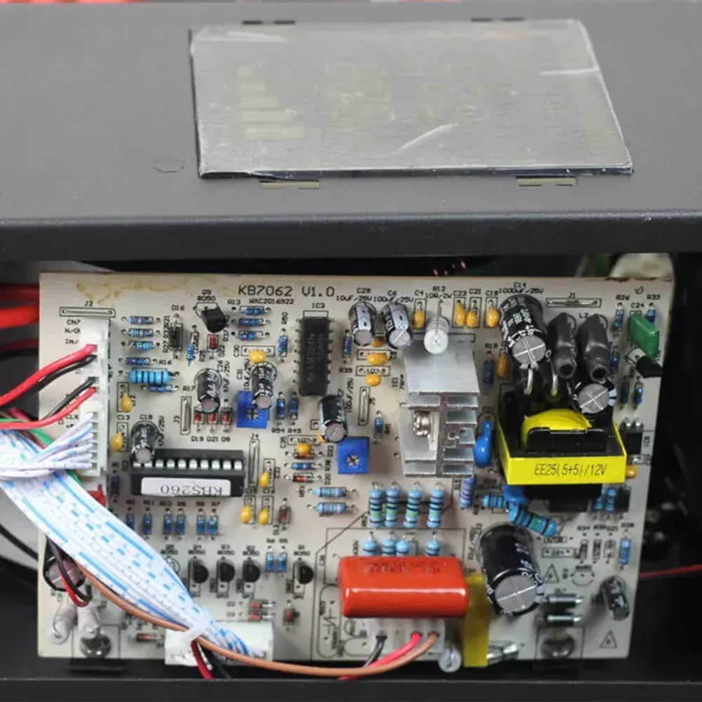 ЭНЕРГИЯ Voltron 5% 15000 трехфазный стабилизатор напряжения Е0101-0200