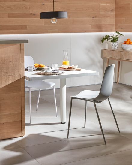 Стул Wassu белый La Forma Испания 