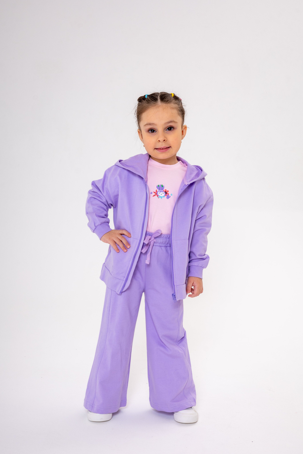 Костюм с широкими брюками на девочку