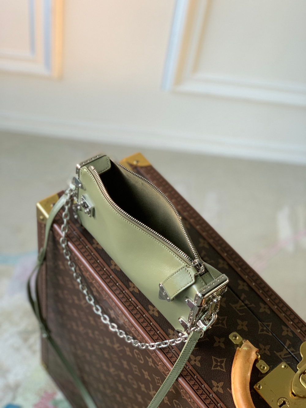 Louis Vuitton Slim Trunk