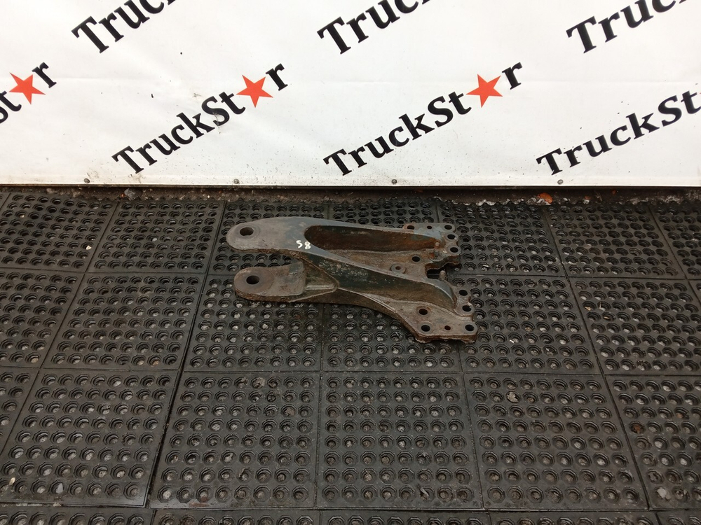 Кронштейн полурессоры задний