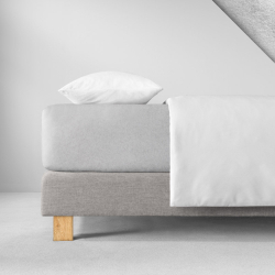 Велюровая простыня на резинке 100x200 Estella 915 platin светло-серая