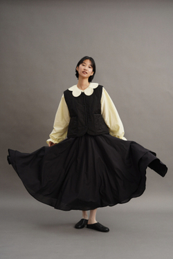 Юбка асимметричная двухслойная из черного батиста