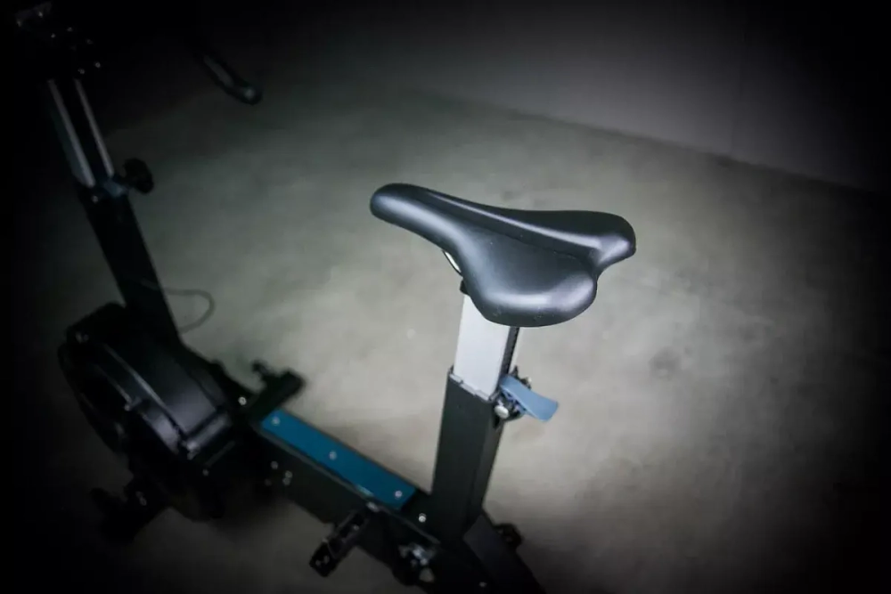 Велотренажер MaxBike