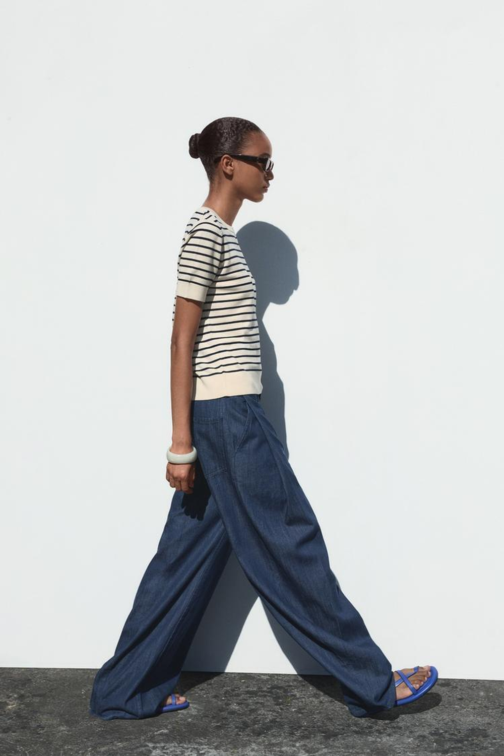 ZARA ТРИКОТАЖНАЯ ФУТБОЛКА В ПОЛОСКУ, ПОЛОСКИ