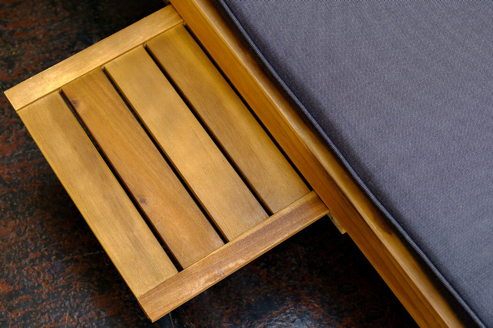 Шезлонг из акации BOOKA