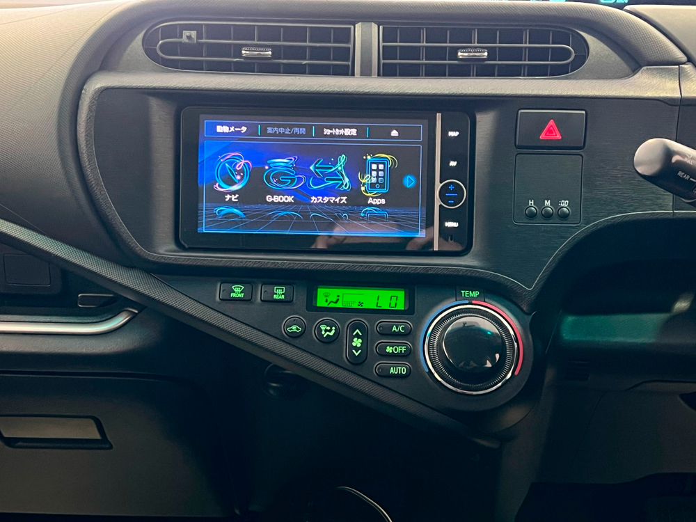 Toyota Aqua, 2013 год