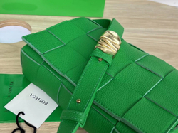 Bottega Veneta Cassette 23 cm