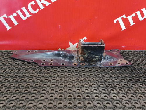 Кронштейн траверсы левый