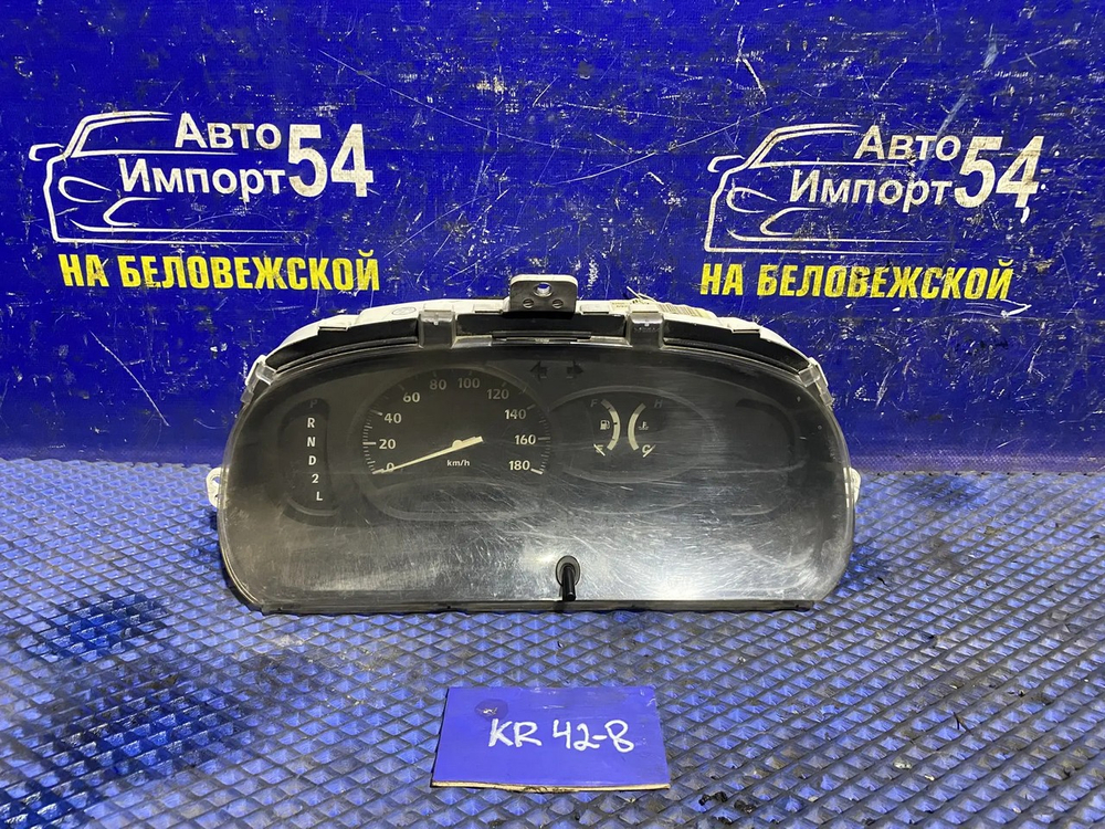 Щиток приборов TOYOTA LITEACE 1999