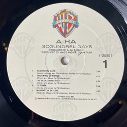 Винтажная виниловая пластинка LP A ha Scoundrel Days (USA 1986) Manhattan Skyline
