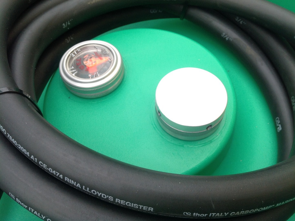 Мобильная АЗС Carrytank Emiliana Serbatoi для бензина (440л. 12В электрический насос), Италия