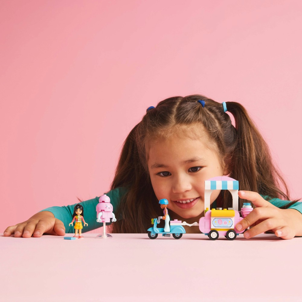 LEGO Friends - Киоск с сахарной ватой и скутер 42643