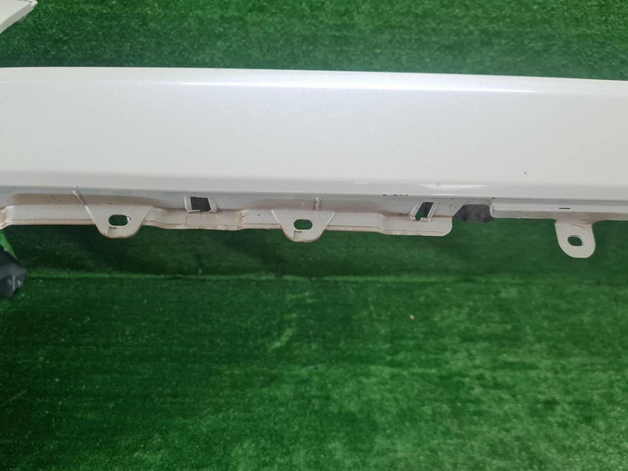 Бампер задний Toyota Land Cruiser 300 (2021-н.в.)