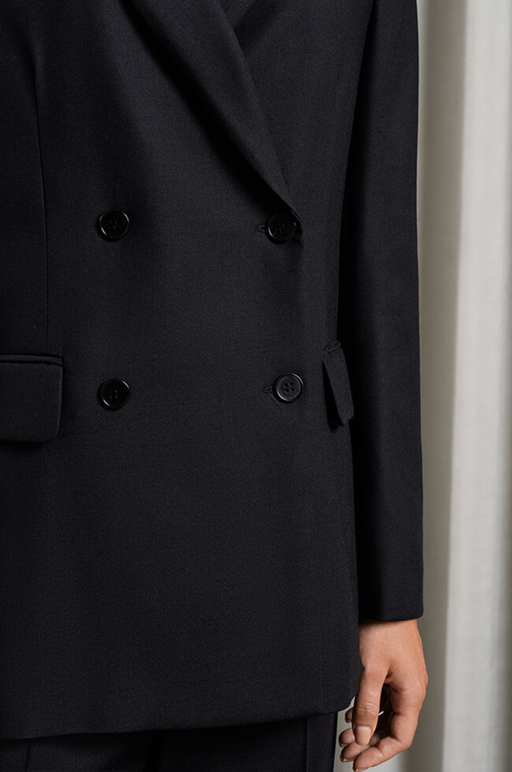 1837 Жакет женский (черный)