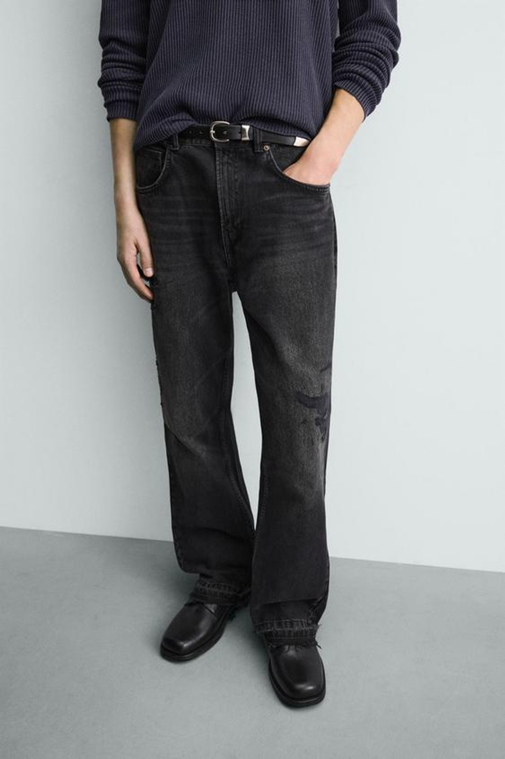 ZARA ДЖИНСЫ FLARE FIT С РАЗРЕЗАМИ, УГОЛЬНЫЙ