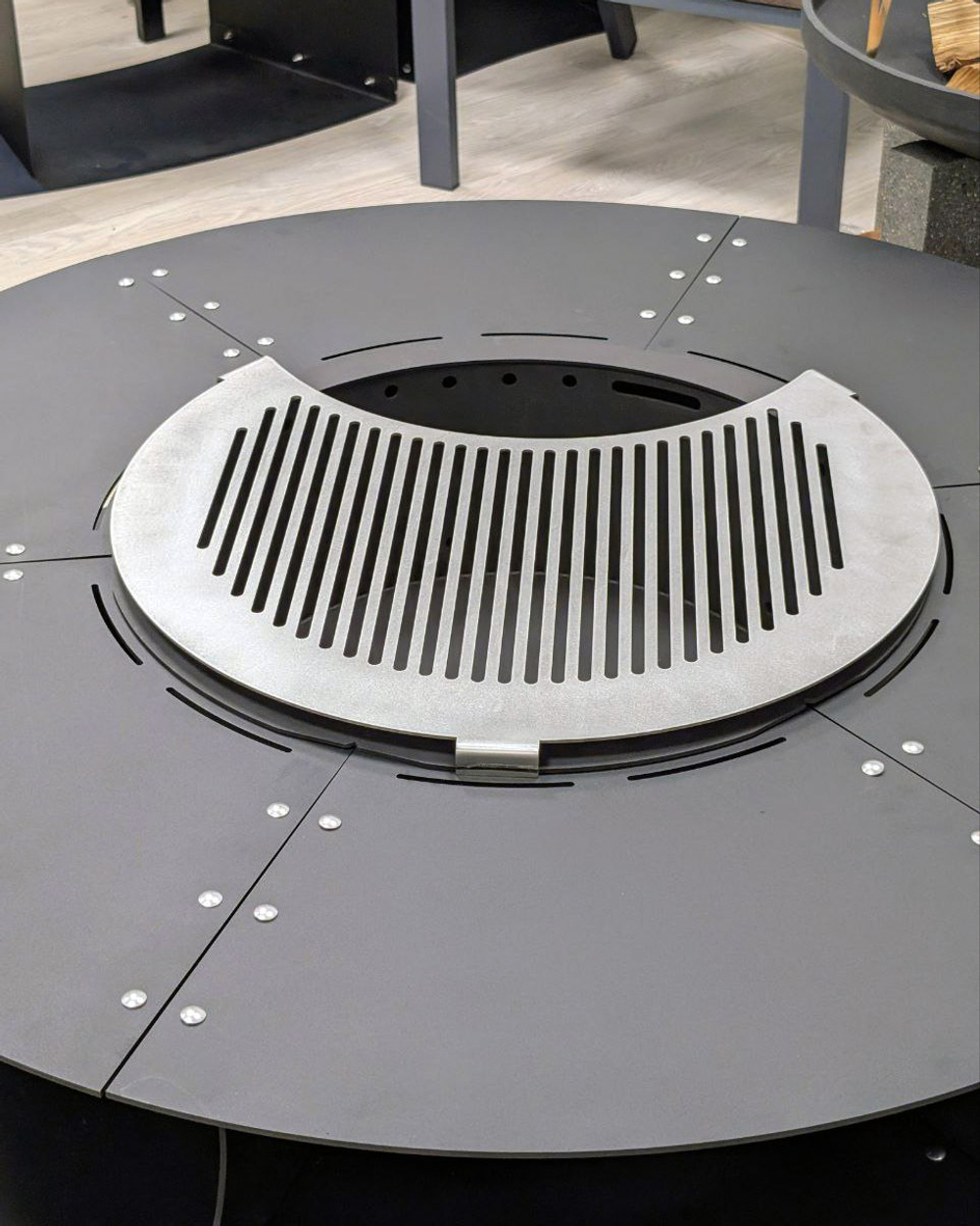 Уличный очаг R140