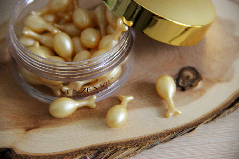 Капсулы с омолаживающей сывороткой для лица, 30 капсул по 0.34г.