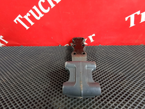 Кронштейн кабины