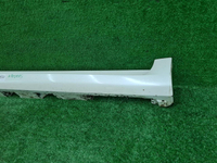 Накладка порога правая Toyota Camry xv50 (14-18)