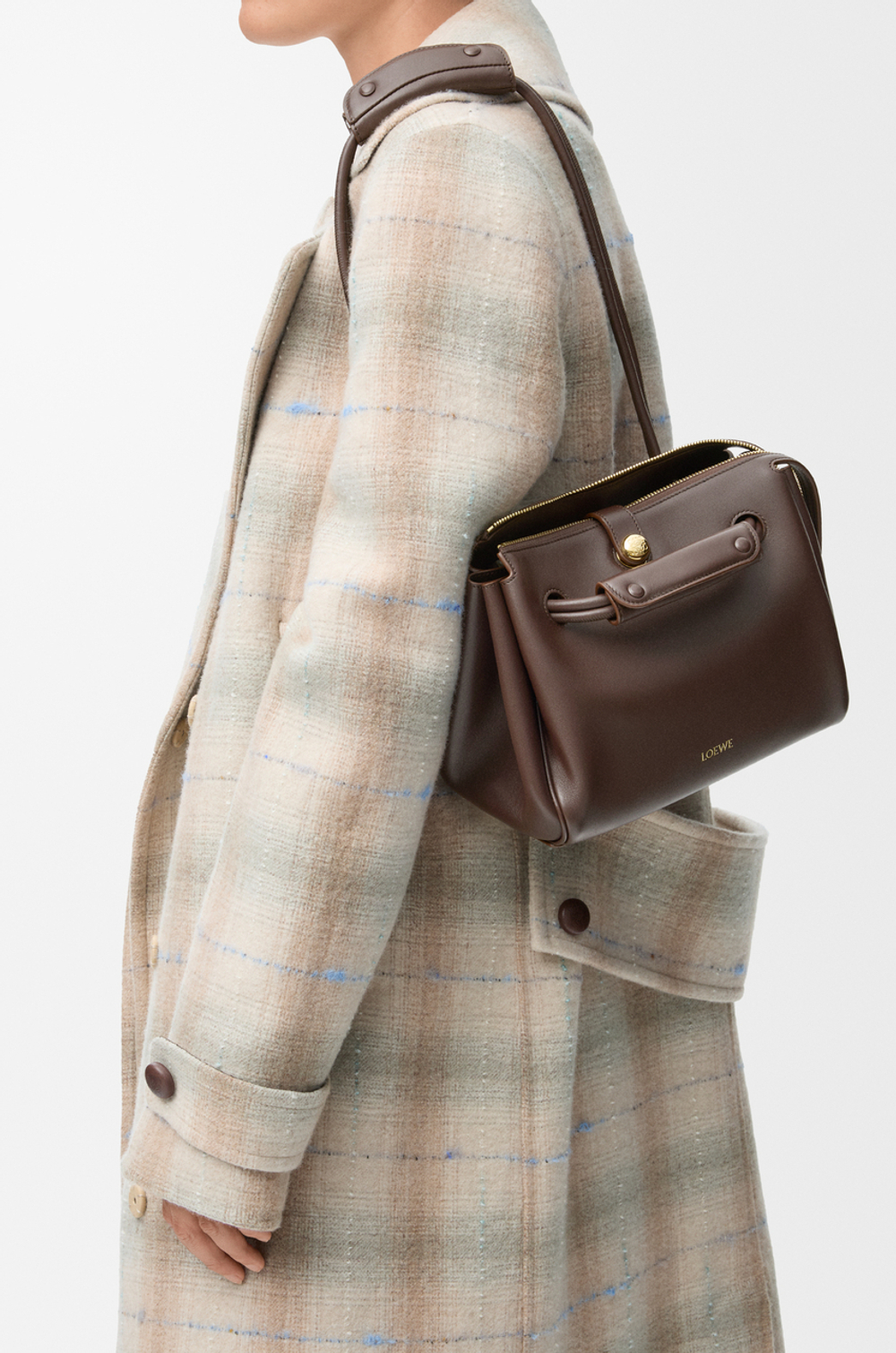 Loewe Маленькая сумка Madrid из мягкой телячьей кожи, темно-каштановый