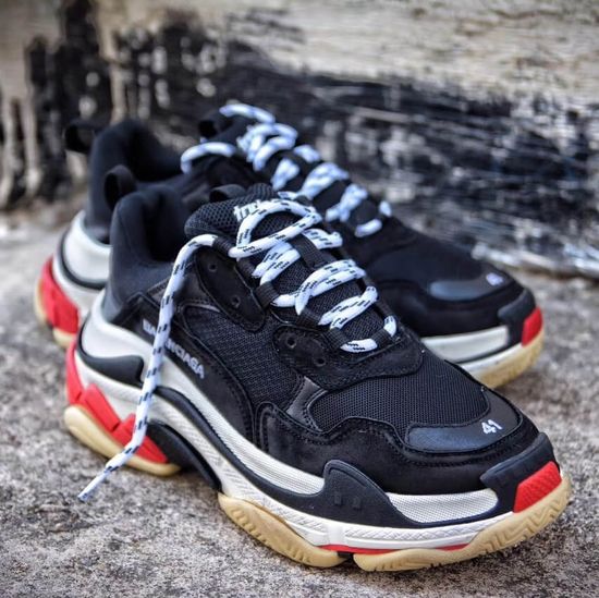 Кроссовки Balenciaga Triple S Black/White