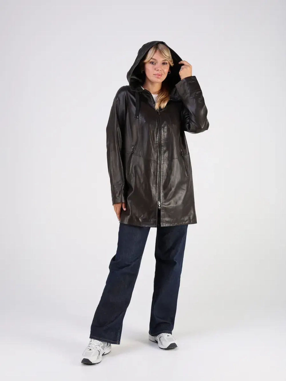 Кожаная куртка демисезонная с капюшоном длинная