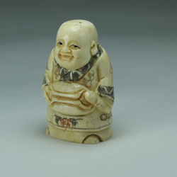 Нэцкэ Монах со свитком