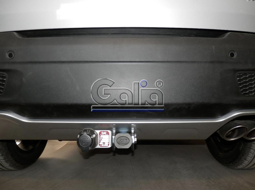 Фаркоп оцинкованный Galia J011C для Jeep Renegade 2014-, FIAT 500X 2014-(паспорт и сертификат в комплекте)(без электрики)