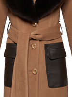 Женское шерстяное пальто с мехом бобра