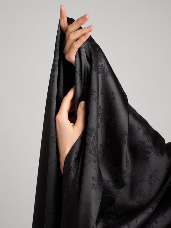 Ткань шелк Армани Жаккард, арт. 1870/2, дизайн &quot;цветы на ветке&quot;, черный