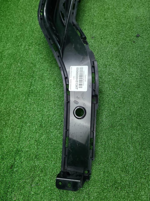 Накладка переднего бампера правая JAECOO J8 24-нв